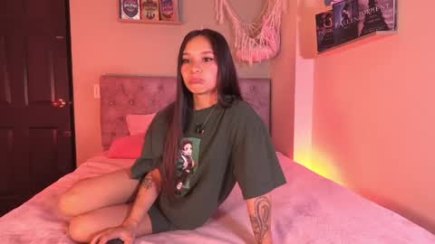 alisha_olsen_ online show from 04.23.26