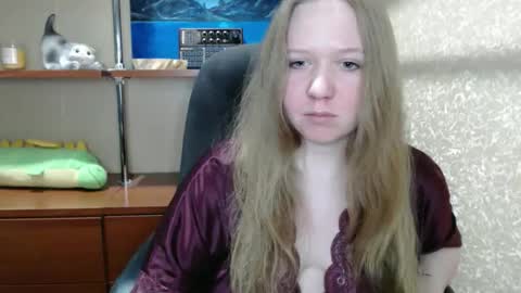 alisha_xi online show from 01.12.26