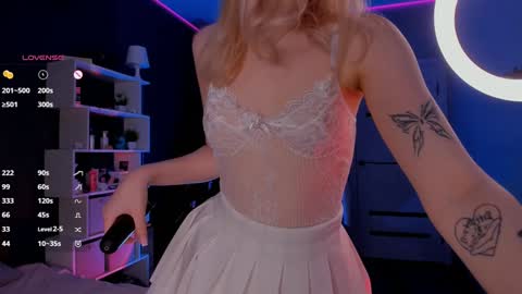 Snapshot of alishaaneta chatting on 01.31.25 Alisha online show from 01.31.25