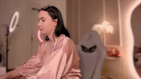 Snapshot of alisia_mars chatting on 02.22.25 Alisia online show from 02.22.25