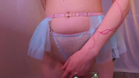 Alisia online show from 12.16.24