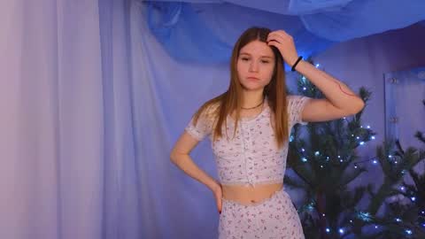 Alisia online show from 01.04.25