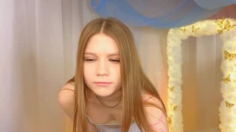 Alisia online show from 01.21.25