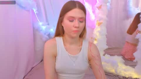 Alisia online show from 10.05.25