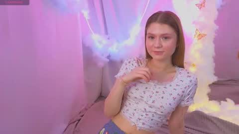 Alisia online show from 10.13.25