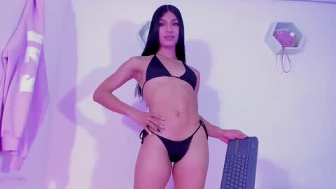 Alisia online show from 01.14.25