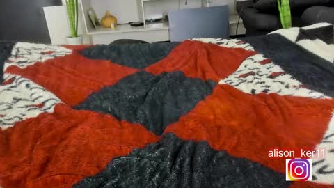 Snapshot of alison_ker chatting on 12.07.24 Sofias house online show from 12.07.24