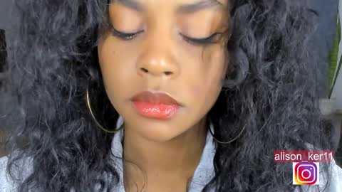 Snapshot of alison_ker chatting on 12.24.24 Sofias house online show from 12.24.24