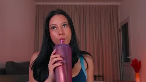 Snapshot of alison_miller9 chatting on 11.24.25 Alison online show from 11.24.25