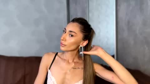 Snapshot of alissadreams chatting on 06.29.26 Alissa online show from 06.29.26