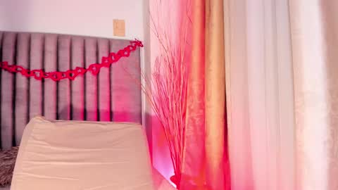 AlissaNix online show from 02.16.25