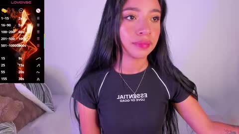 alissarose_1 online show from 04.30.26