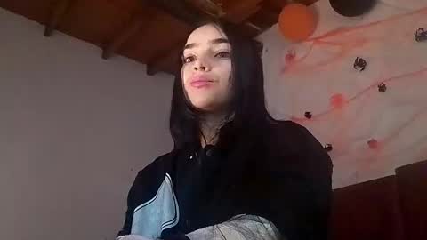 Snapshot of alisson369_ chatting on 11.06.25 Alisson369 online show from 11.06.25