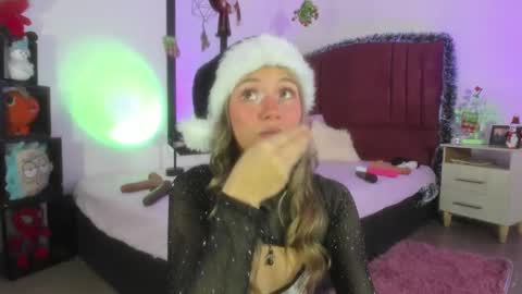 Alisson IG alisson zafiro27 online show from 12.24.24