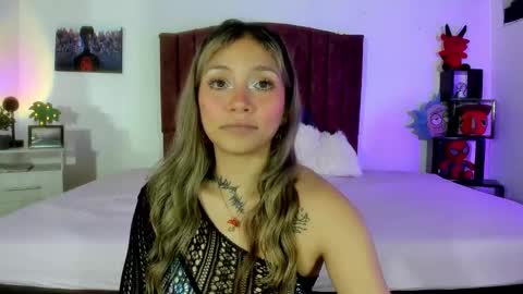 Alisson IG alisson zafiro27 online show from 01.15.25