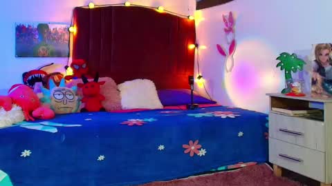 Alisson IG alisson zafiro27 online show from 09.13.25