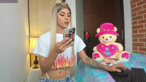 Snapshot of alissoondream_ chatting on 02.23.26 alisson online show from 02.23.26