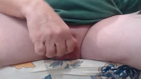 Snapshot of aliuno12345678 chatting on 02.13.25 aliuno12345678 online show from 02.13.25