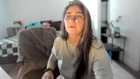 alix_valentine online show from 09.18.25