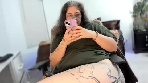 alix_valentine online show from 09.21.25