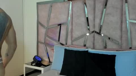 alix online show from 10.27.25