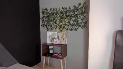 alixon online show from 02.21.25