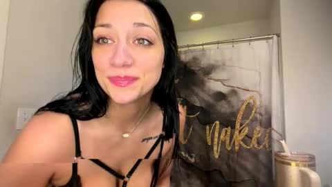 Snapshot of alizzz96 chatting on 03.27.26 Alizzz96 online show from 03.27.26