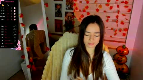 Allana online show from 10.19.25