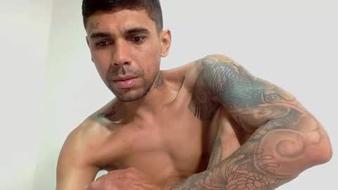 Snapshot of allanbarreto chatting on 03.01.26 Allan online show from 03.01.26