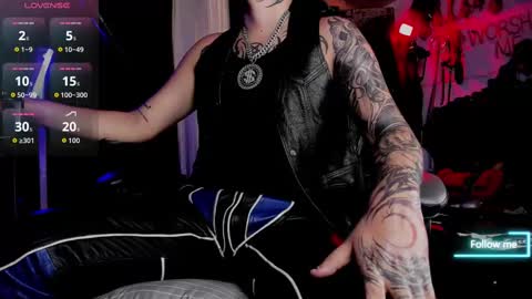   online show from 10.14.25