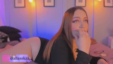 Laura online show from 02.17.26