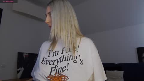 A day u didnt smile is a lost day online show from 02.24.25