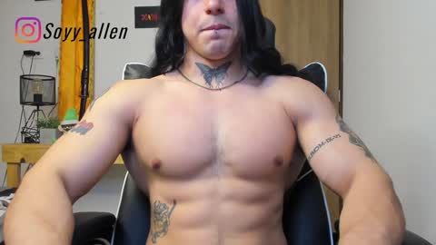 Snapshot of allen_rosse chatting on 02.08.25 independent model 3 online show from 02.08.25