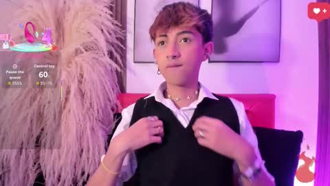 Snapshot of allen_starck chatting on 11.28.25 Allen online show from 11.28.25