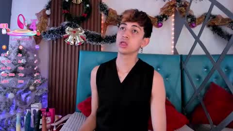 Snapshot of allen_starck chatting on 12.03.25 Allen online show from 12.03.25