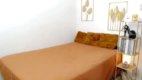 Your Lovely Allena online show from 11.17.25