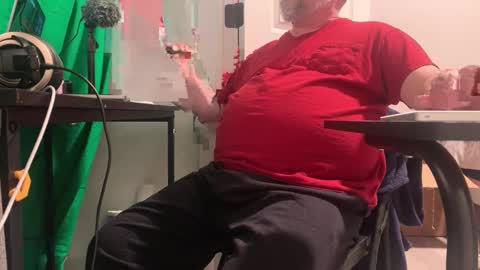 Allergictolove online show from 02.17.25