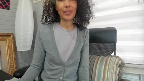 wishlist on bio online show from 02.12.25