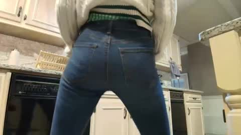 wishlist on bio online show from 03.12.26