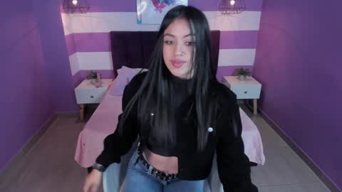 Snapshot of alli_cooper chatting on 01.16.25 Ali online show from 01.16.25