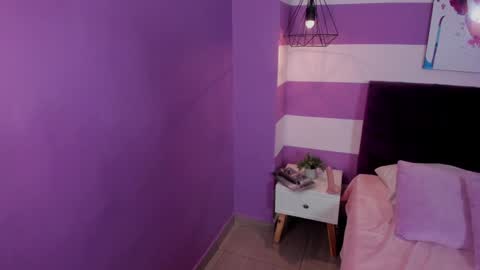 Snapshot of alli_cooper chatting on 01.25.25 Ali online show from 01.25.25