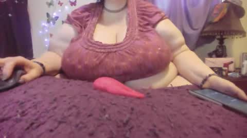 Alli Kat online show from 01.22.25