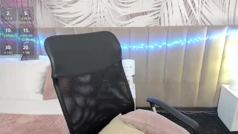 Blair online show from 03.10.25