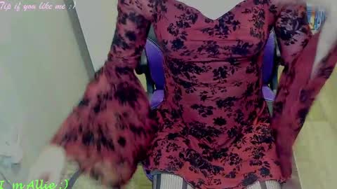 Allie online show from 04.19.26