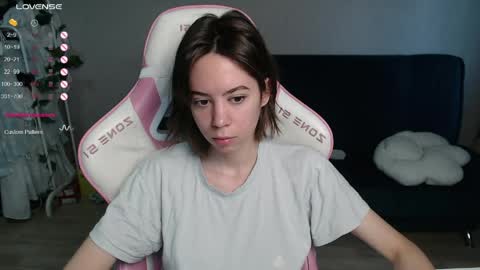 Snapshot of allie_hazie chatting on 05.29.26 alice online show from 05.29.26