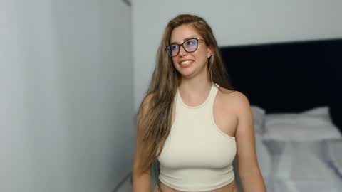 allieemod online show from 02.06.25