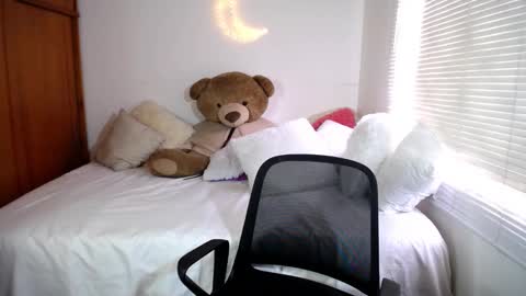 Allie  online show from 01.31.25