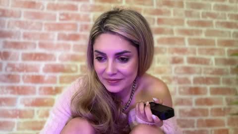 Allie online show from 12.11.24