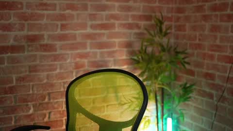 Allie online show from 12.23.24