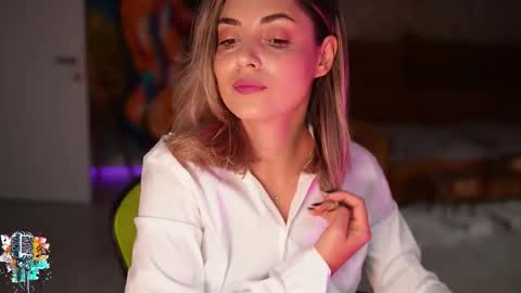 Allie online show from 10.06.25